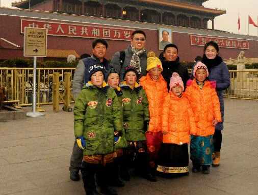 第七批援藏干部组织“那曲申扎卡乡学子北京行”活动”