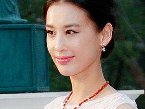 第15届华鼎奖澳门落幕 黄圣依入行12载终封后”