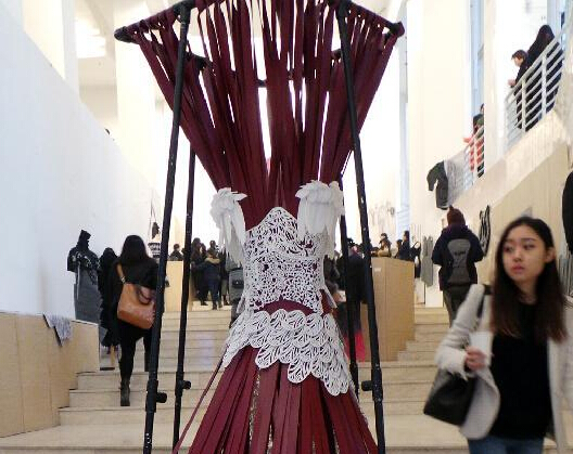 �к�ʱװ��������չ�ھ���Ļ��