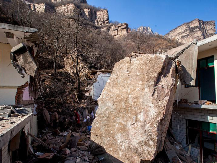 �������ݷ���ɽ����� ����¥�߾�ʯ�Ҵ�ũ��Ժ��