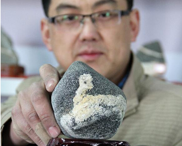 ��ʯ���֡���ͼ����