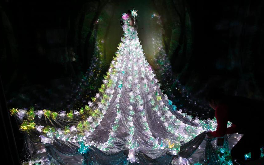 �����˻�ɴ���λ������������