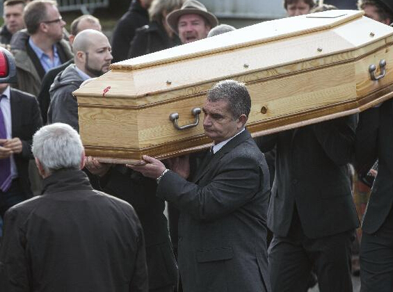 ��ɳ�����ܿ����������������ڰ��轼����С�