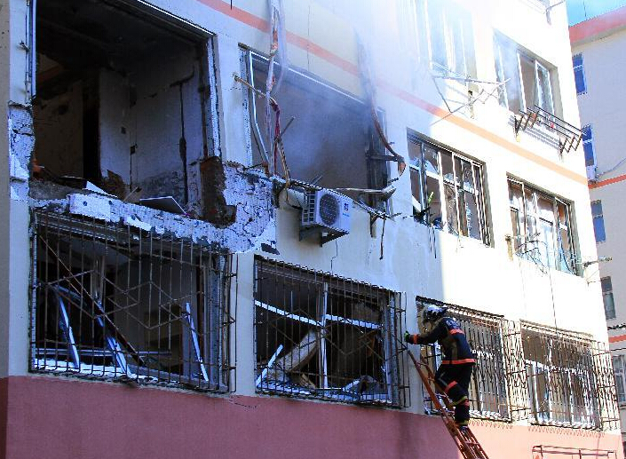 ɽ��ʡ������������һ��������Ȼ����ը�¼���