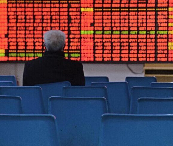 ��ͷ��¼�����𽥼��ٵ�ɢ��������