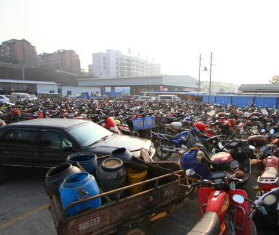 �����˲�����400�౨�ϳ����ϴ��ˡ�