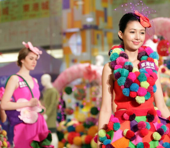 ��۾ٰ�������ë������ʱװ�㡱