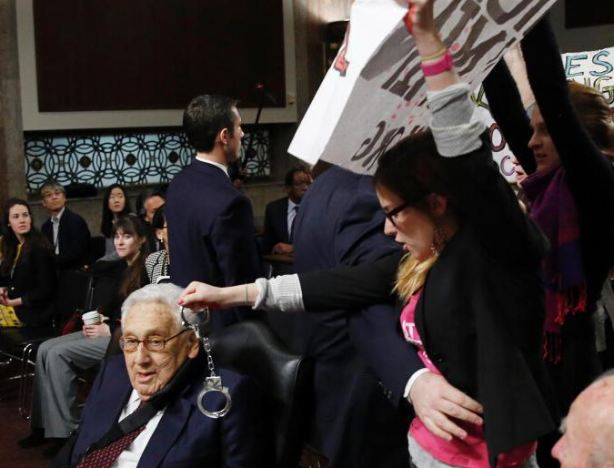 ��ǰ������������ϯ���� ʾ���߻��������ֳ���