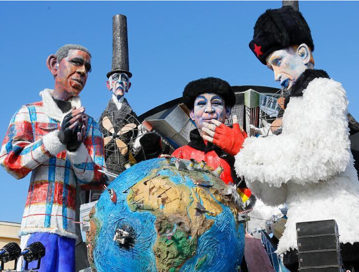 意大利传统狂欢节开幕 各国“政要”悉数亮相”