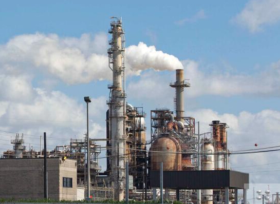 ����ʯ�͹�������1980��������ģ�չ���