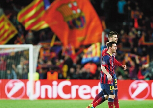 ���Ƕ��б�����