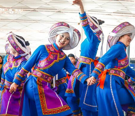 ǭ��������硰�����������׶�������