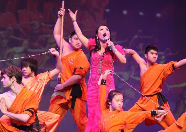 ��������˹�ص����ٰ졶ӵ�����졷�������ᡱ