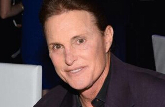 卡戴珊继父布鲁斯-詹纳宣布变性获全家支持”