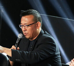 《造梦者》刘嘉玲姚晨比“弱” 姜文向洪晃求抱”