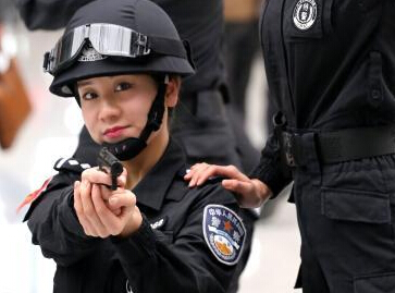 ֣����·�������ø񶷱����ˡ�