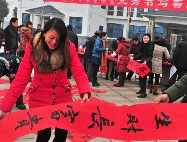 �����˶��鷨������12������ΪȺ��д������