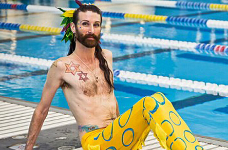 �����ٰ��������� ��300�������㡰ʢװ�μӡ�