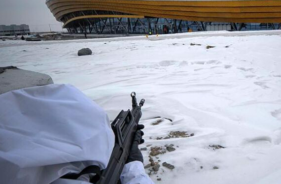 新疆特警冬运会场馆进行实地演练”