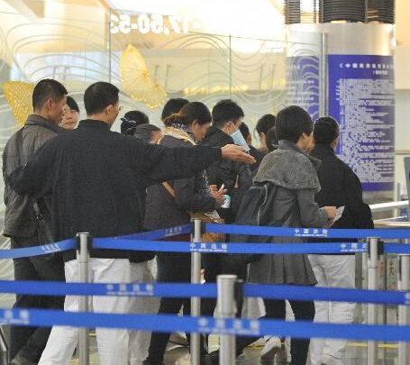 ̨�帴�˺��հ��׹���¹ʴ�½�˿ͼ�����̨��