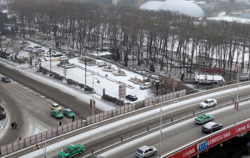 �ຣ����������������ӭ��ѩ��