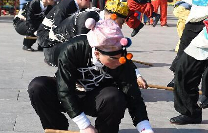 �����˴��´�����������д�ͳ����Ԥ�ݡ�