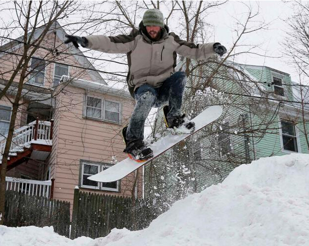 ŦԼ�������ܱ�ѩ������ ���빫԰�们ѩ����