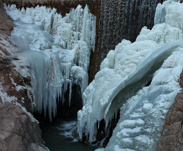 ׳����ɣ�ɺӷ���Ͽ���١�