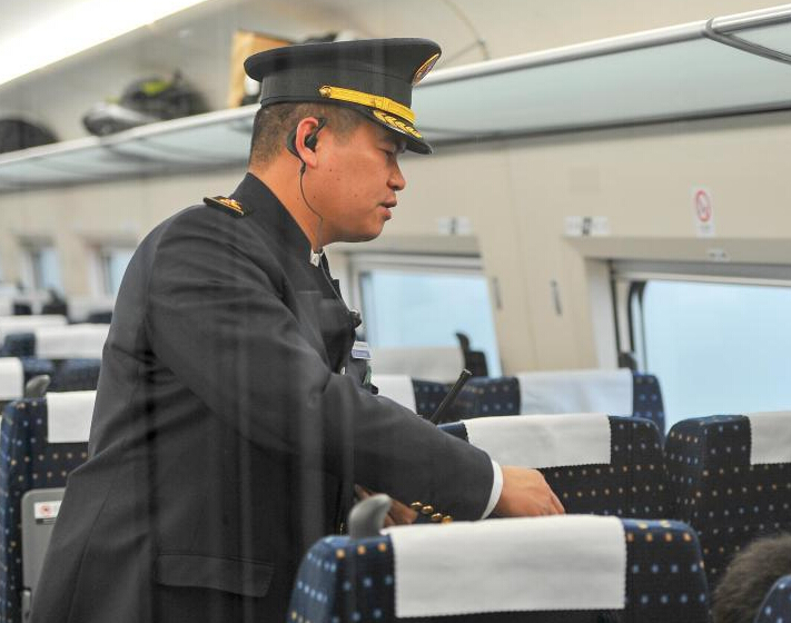 ���˰�̬���������ڵ�G4231���г���