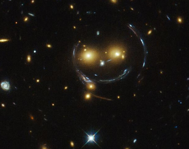 ������Զ����׽��ϵ���γɡ�Ц��������