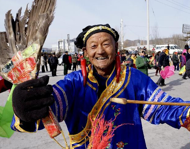 �������죺Ť������ӭ���ڡ�