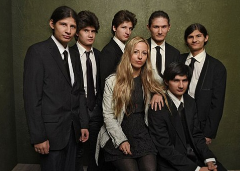 ŦԼ�߽�ܱ�����14�� ��5000����Ӱ�˽����硱