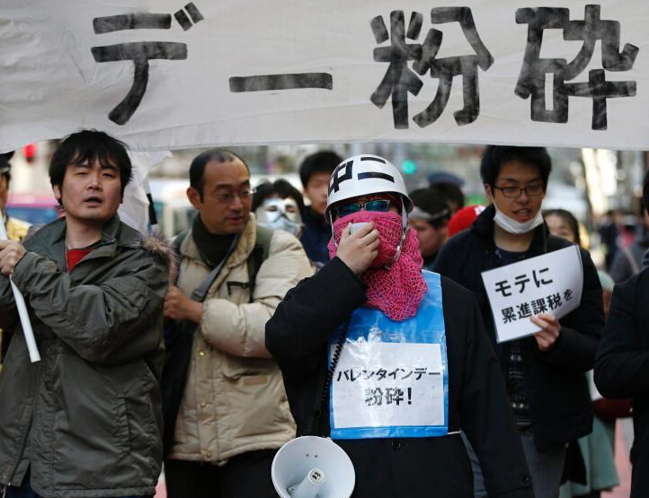 �ձ�ʾ���߽�ͷ���� Ҫ�󡰷������˽ڡ���