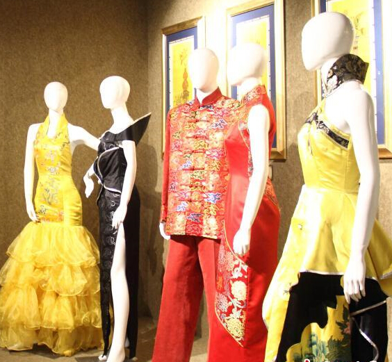 ��������ϼ��ǧ���ƽ�չ�����Ͼ���