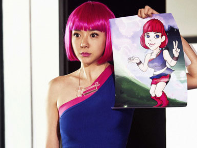 名嘴李菁变高科技土豪金 “白穷美“周韦彤成奇葩女”