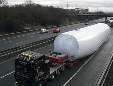 ����747��������ռ����· �γ��ŶӵȺ�