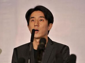 成龙被曝没收房祖名豪宅 盼其一切从零开始(图)”