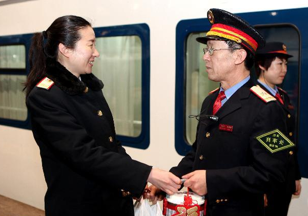 �ϳ��������һ�γ�Ϧ����·��