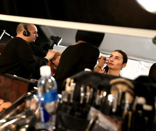 ŦԼʱװ�ܺ�̨�������������ι�����