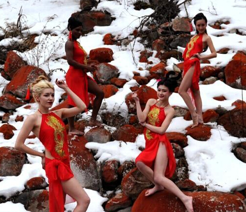 ����ģ�غ�ʯ̲����Ȫ����ˡ�