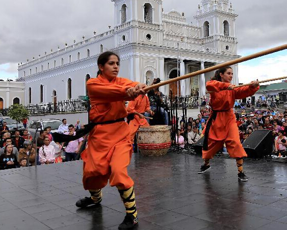 ��˹����Ӿٰ�2015�ꡰ���ִ��ڡ�������