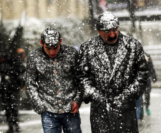 ��˹̹��������ѩ��