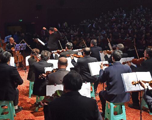 ���쿪չ�´��Ļ�������