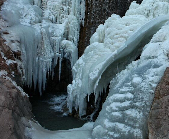 ׳����ɣ�ɺӷ���Ͽ���١�