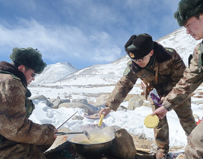 פ���ؽ�ž�����Ѳ�߳�ѩˮ���桱