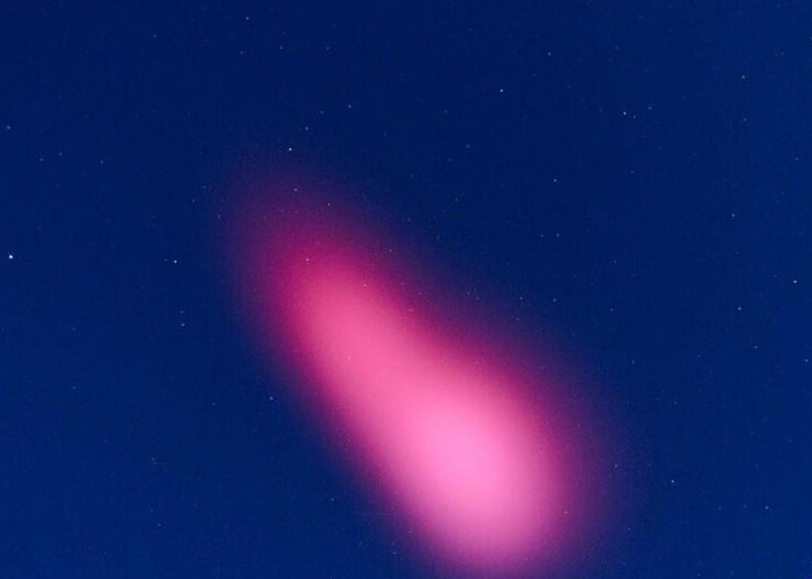 ��������ɣ�����Ͽճ��ַۺ�ɫ�����ơ�