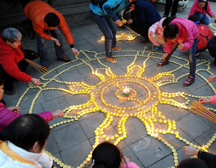 �������������������ƻ� ���ڵ�ȼ��յ���͵ơ�