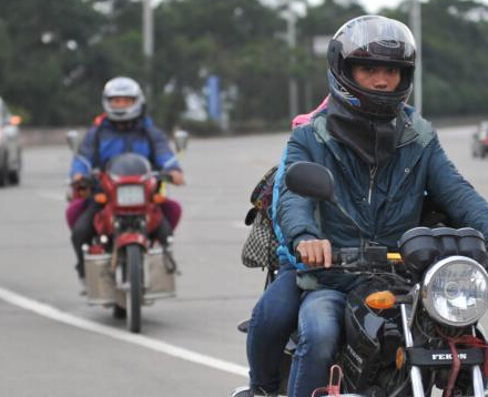 �������ݡ����������ں����̷����񹤡�