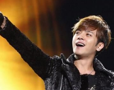 罗志祥否认整容机智回应:工作太忙 没时间整”