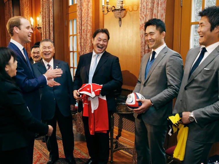 �������ӷ���֮�м��� ����ʹ��ۡ�μ��д��ᡱ